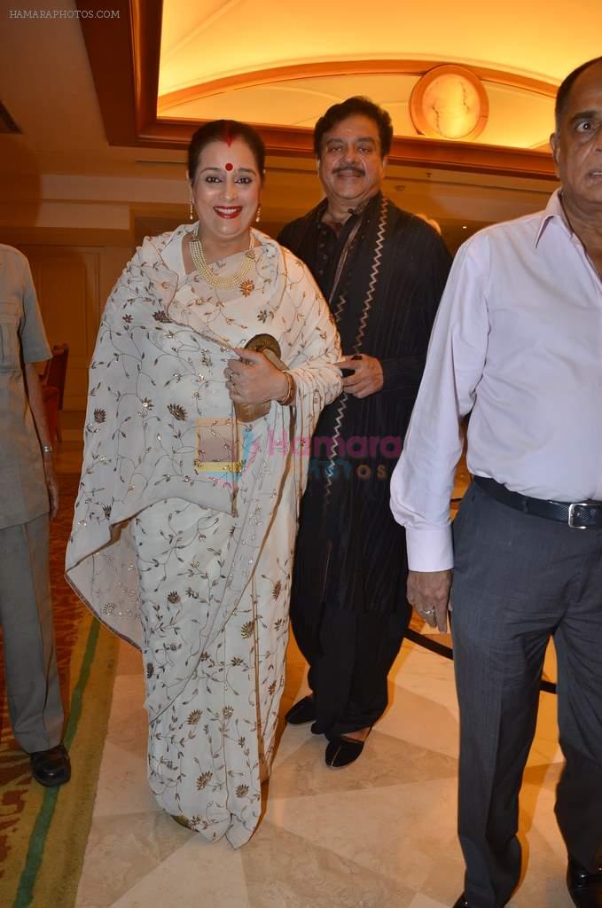 Shatrughan Sinha, Poonam Sinha at Ram Jethmalani's birthday in Ramada on 10th Sept 2011