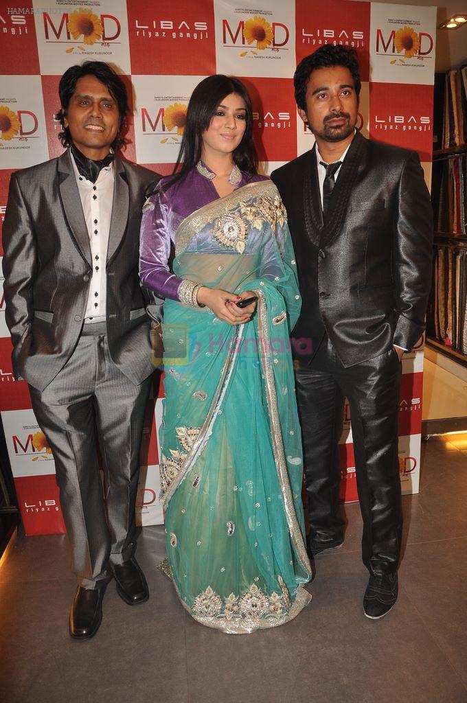 Ayesha Takia Azmi, Nagesh Kukunoor, Rannvijay Singh promote Mod in Libas store on 15th Sept 2011