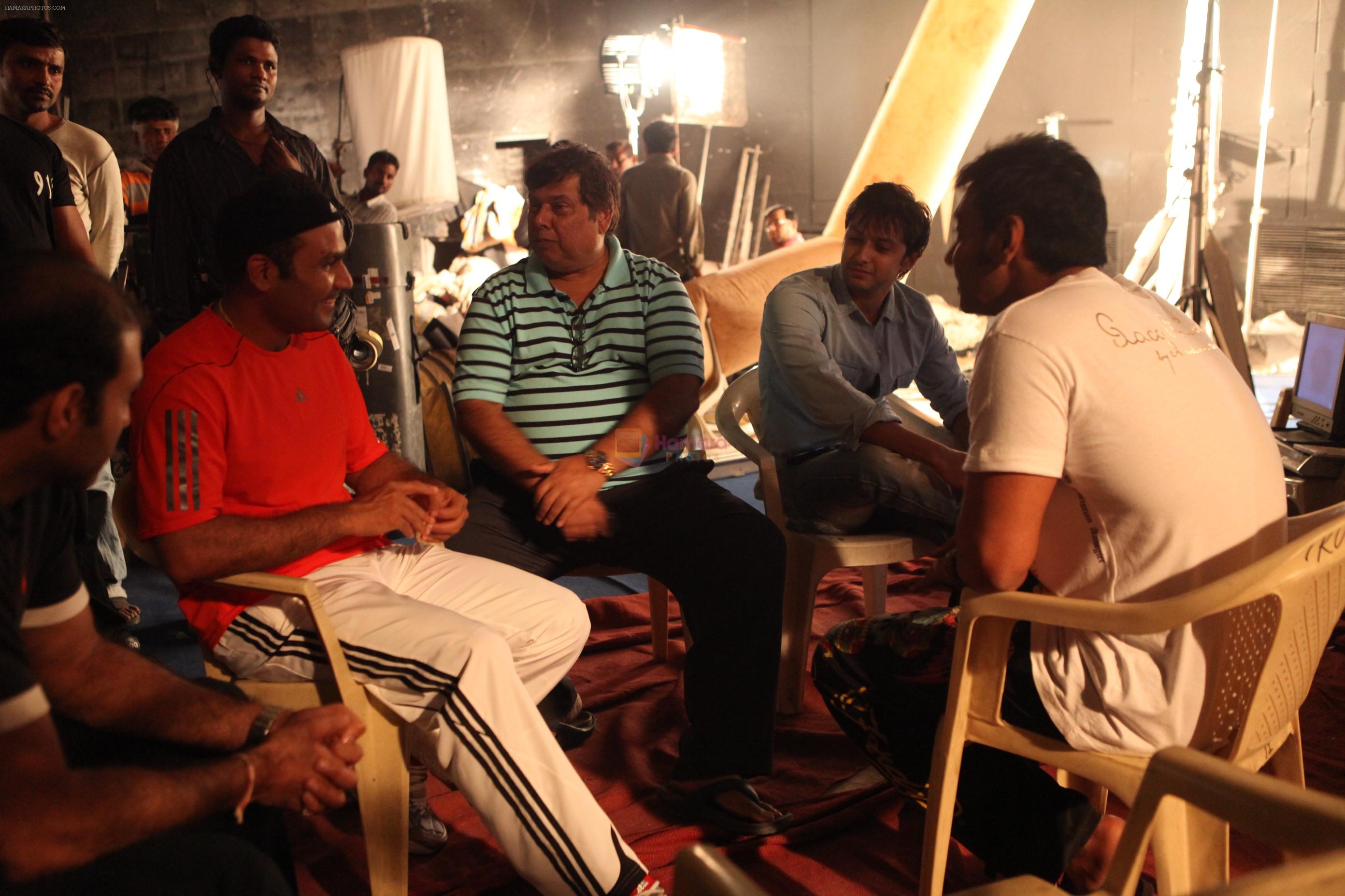 Virender Sehwaf, David Dhawan, Vatsal Seth and Ajay Devgn on the sets of film Rascals on 16th Sept 2011
