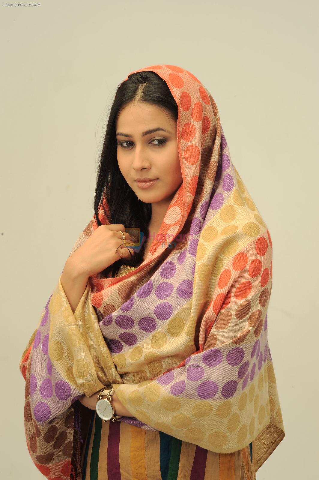 Panchi Bora Casual Shoot on 5th March 2011