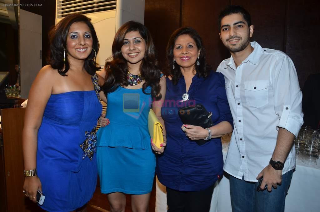 Munisha Khatwani at Munisha Khatwani and Lucky Morani's birthday bash in Escobar, Mumbai on 18th Sept 2011