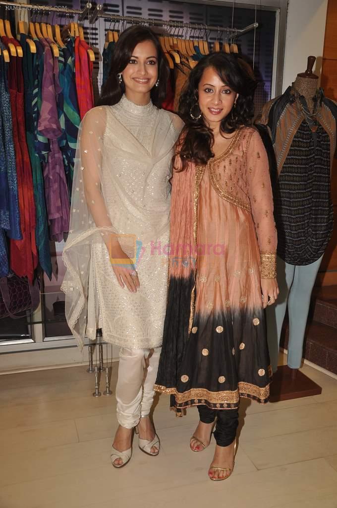 Auritra Ghosh, Dia Mirza at Ritu Kumar store in Phoneix Mill on 21st Sept 2011