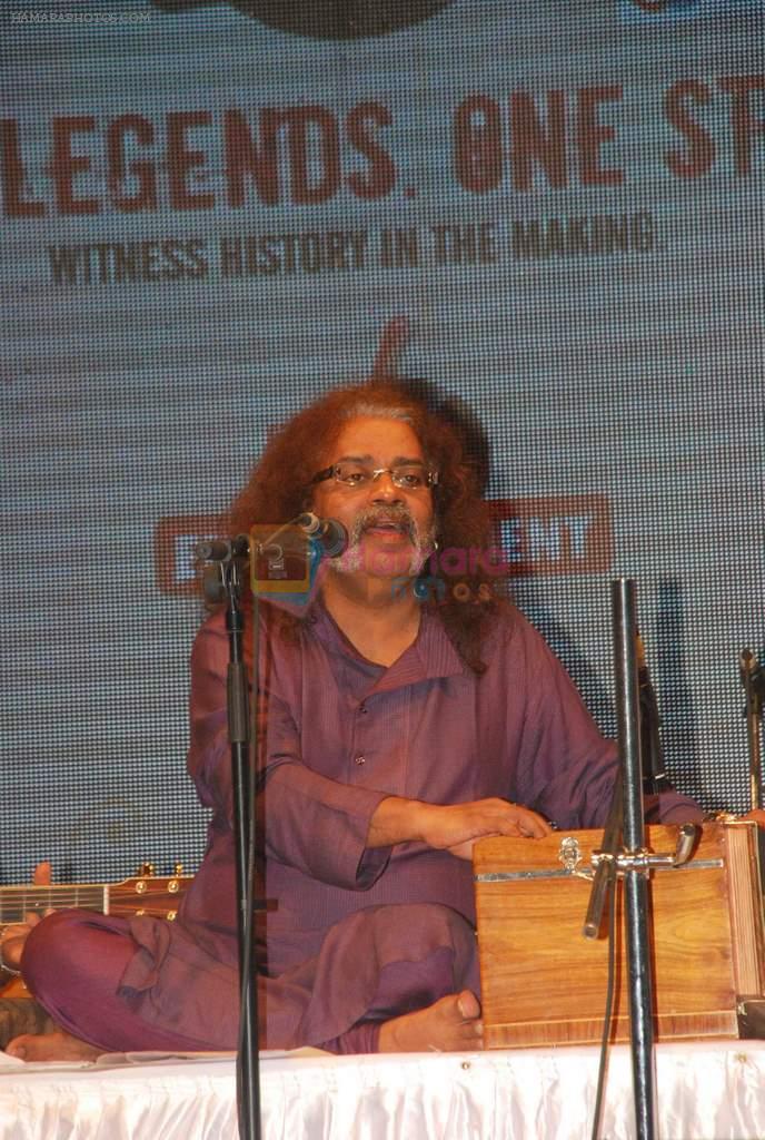 Hariharan at the concert in Shanmukhanad Hall, Sion on 24th Sept 2011