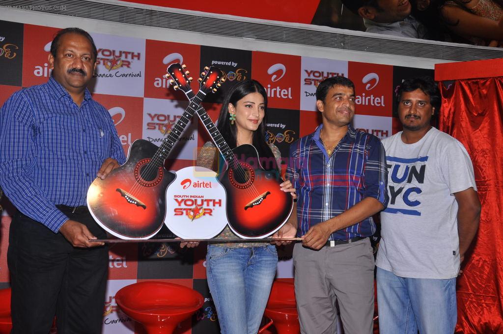 Shruti Hassan, Dil Raju, Team attends 2011 Airtel Youth Star Hunt Launch in AP on 24th September 2011