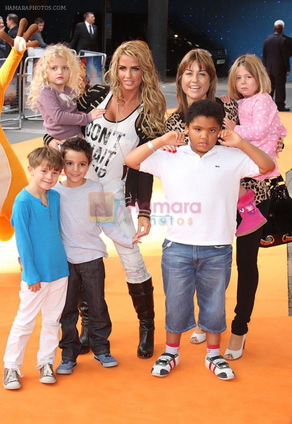 Katie Price and family attends The Lion King 3D UK Premiere in BFI IMAX, Waterloo on 25th September 2011
