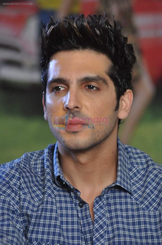 Zayed Khan at Love Break up zindagi promotional event in Mehboob on 27th Sept 2011