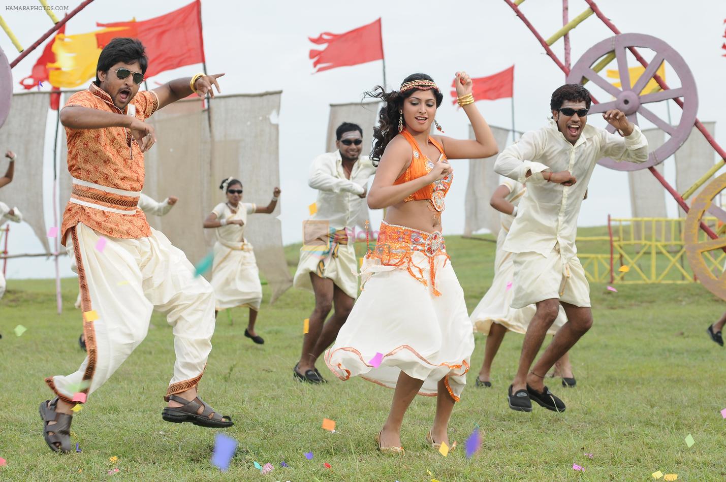 Haripriya, Nani in Pilla Zamindar Movie Stills
