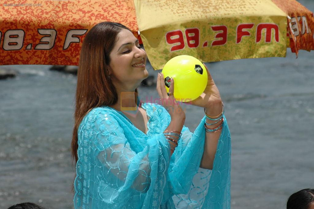 Gowri Munjal in Shiva Ganga Movie Stills