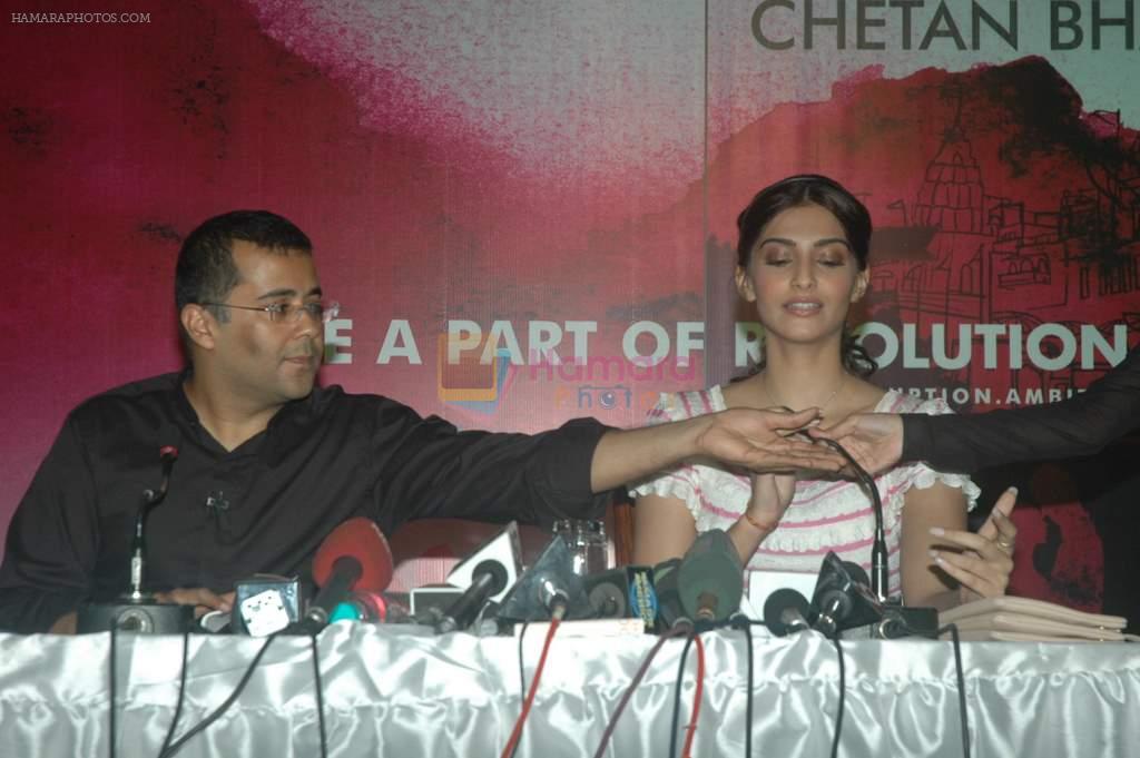 Sonam Kapoor, Chetan Bhagat at Chetan Bhagat book launch in Inorbit Mall on 7th Oct 2011