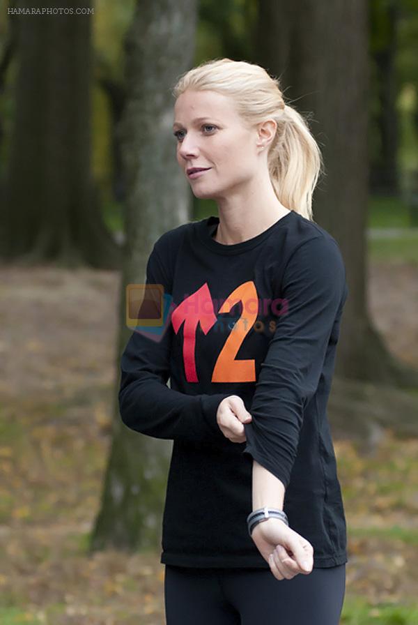 Gwyneth Paltrow at the Filming of _Thanks for Sharing_ in Central Park in New York City on October 11, 2011