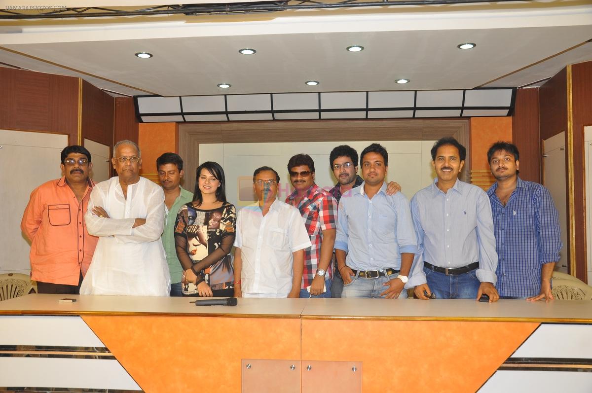 Saloni and Team attends Telugu Ammayi Press Meet on 12th October 2011