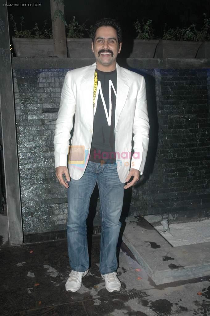 Aman Verma at Cave Lounge launch in Andheri, Mumbai on 14th Oct 2011