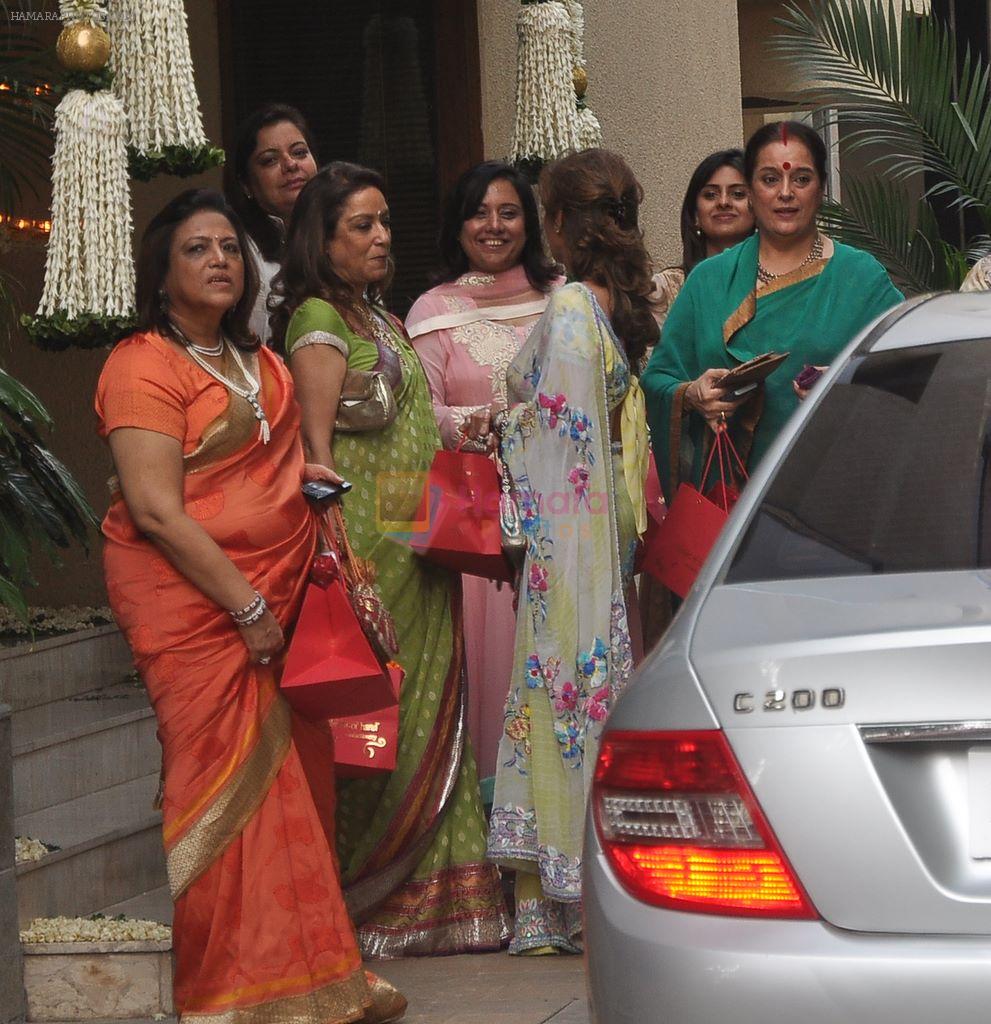 Poonam Sinha at Aishwarya Rai's Baby shower ceremony in Jalsaa, Juhu, Mumbai on 18th Oct 2011