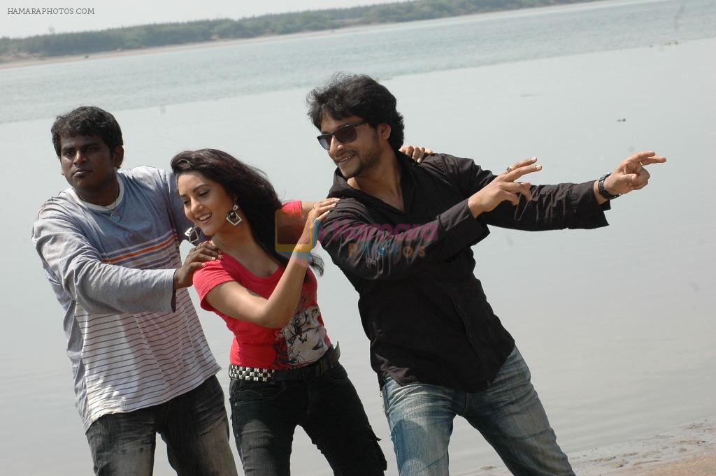 Avin, Zakir, Tripti Sharma, Rajashekar in Bachelors 2 Movie Stills