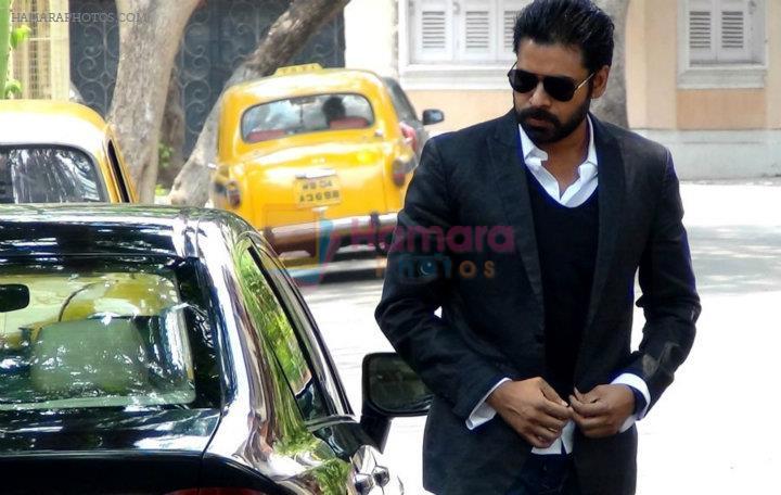 Pawan Kalyan in Panjaa Movie On Sets