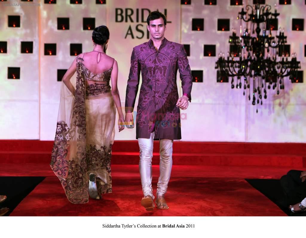 Model walk the ramp for Siddharth Tytler Show at Bridal Asia 2011 on 27th Sept 2011