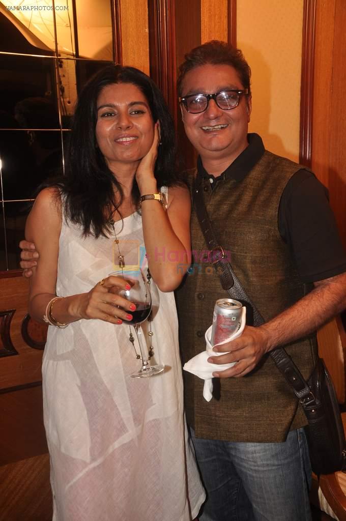 Vinay Pathak at the launch of Deepti Naval's book in Taj Land's End on 30th Oct 2011