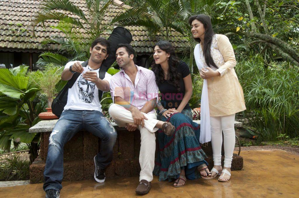 Shruti Hassan, Siddharth Narayan, Hansika Motwani in Oh My Friend Movie Stills