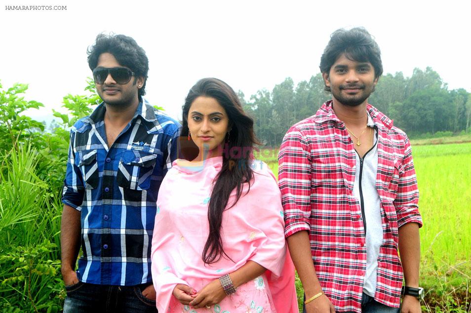 Radhika, Naga Siddharth in Maa Abbai Engineering Student Movie Stills