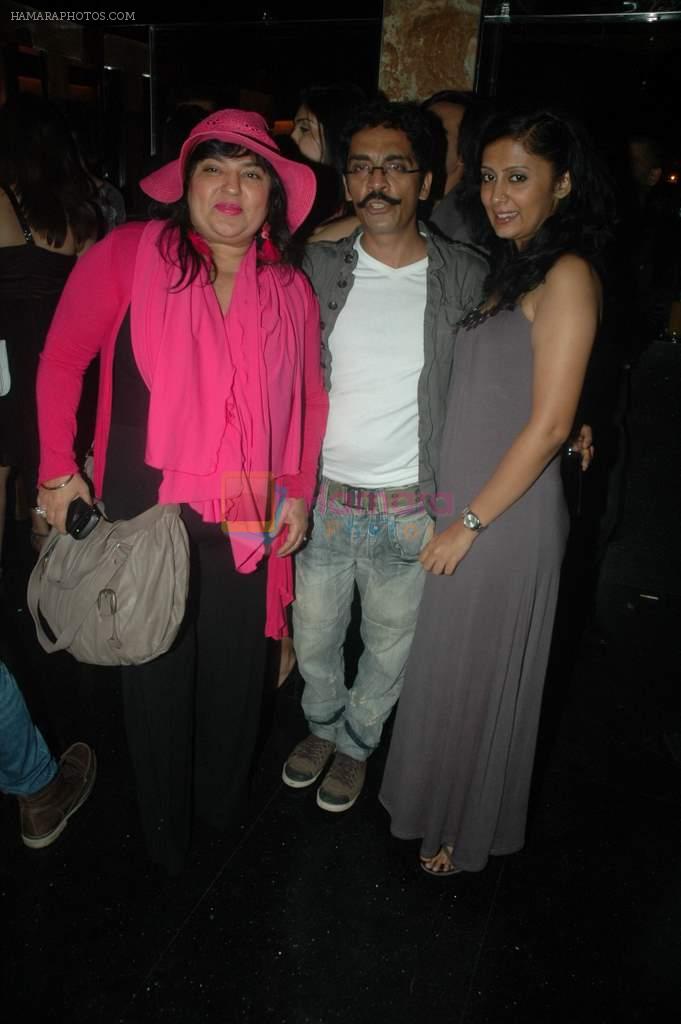 Dolly Bindra, Hrijesh Virjee at Rohit Verma birthday with fashion show in Novotel, Mumbai on 8th Nov 2011