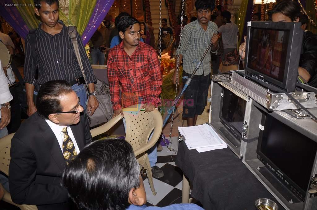 Dharmendra on the sets of serial Preeto in Powai on 9th Nov 201_1
