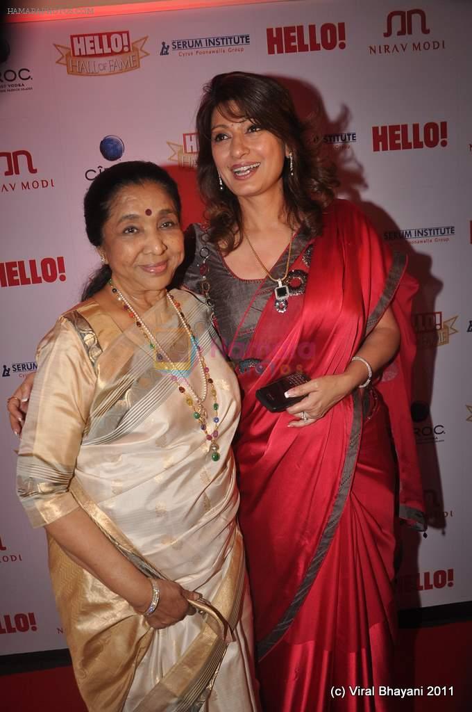 Asha Bhosle at Hello Hall of Fame Awards in Trident, Mumbai on 9th Nov 2011