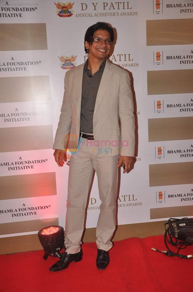 Shaan at DY Patil Awards in Aurus on 13th Nov 2011