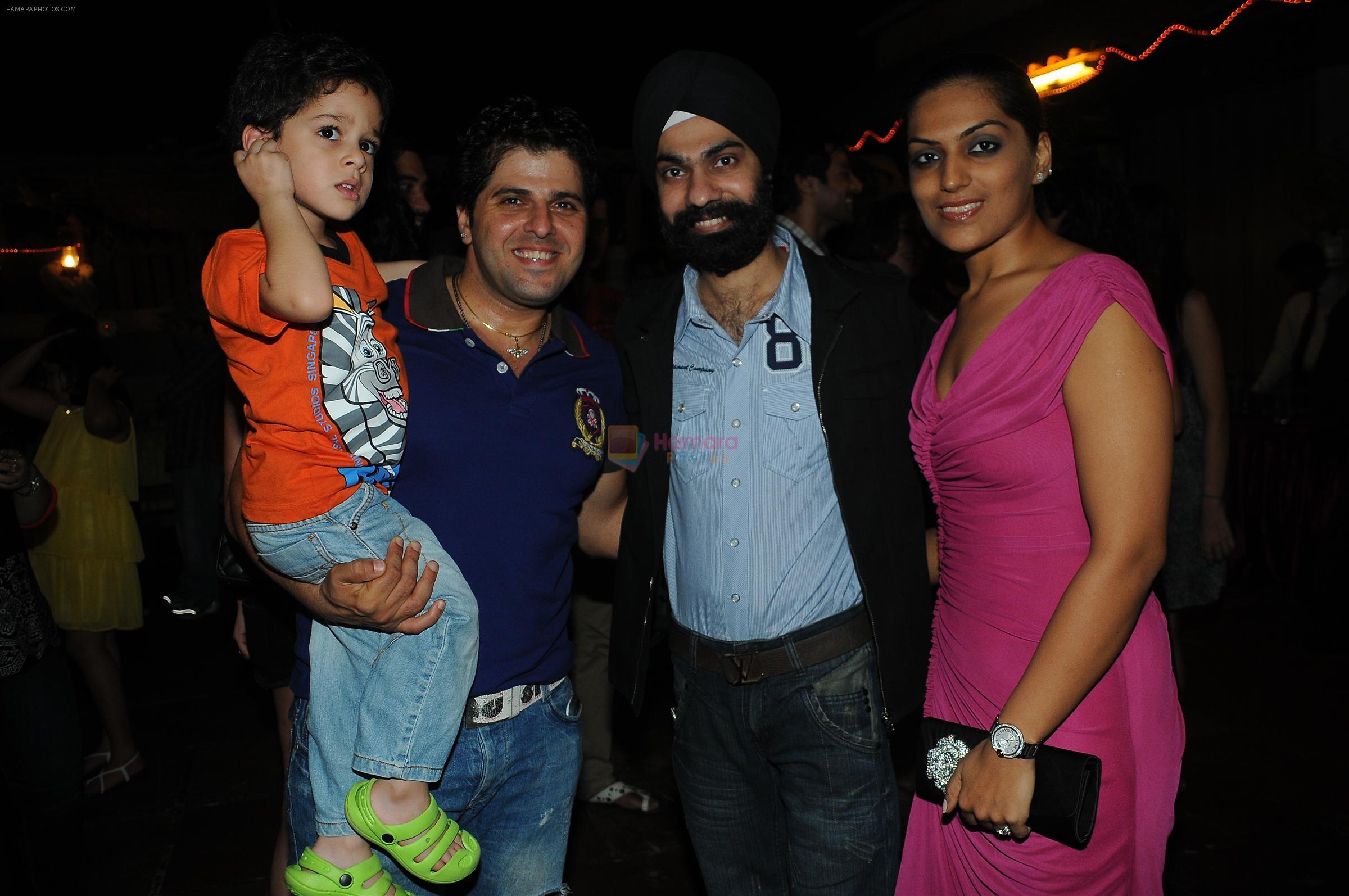 Bakhtiyar Irani  with A D Singh and his wife at Bakhtiyar Irani's Birthday Party hosted by Tanaaz Irani on 15th Nov 2011