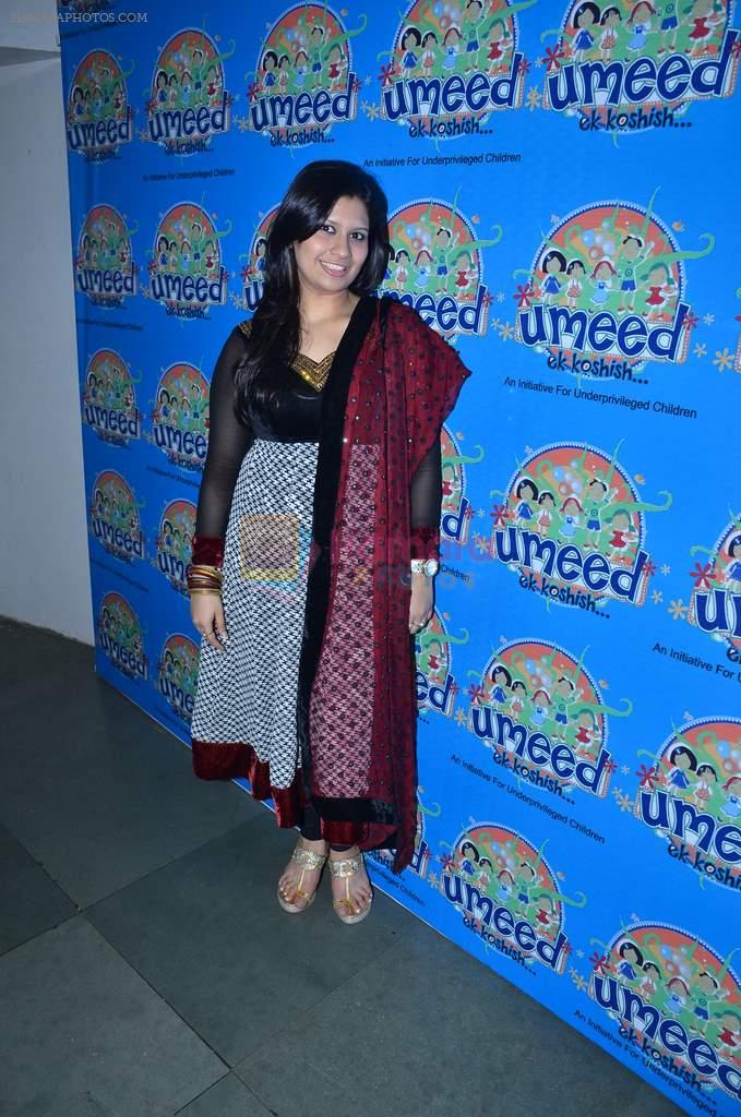 Manali Jagtap at Manali Jagtap's Umeed show for children in Rangsharda on 19th Nov 2011