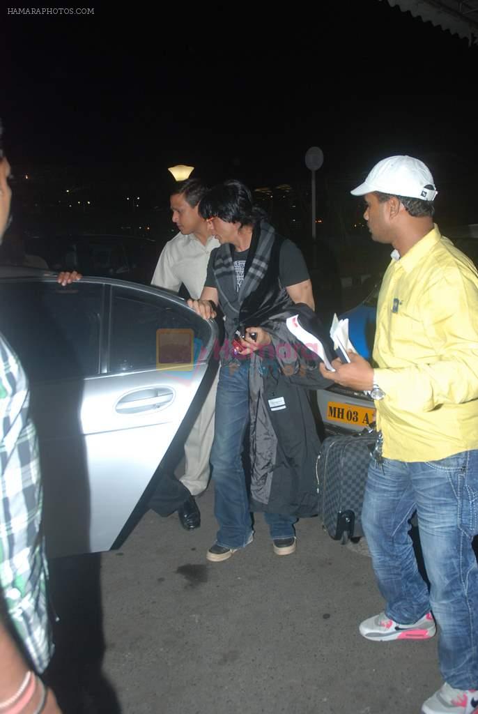 Shahrukh Khan leaves for United Nations conference in Dusseldorf on 19th Nov 2011