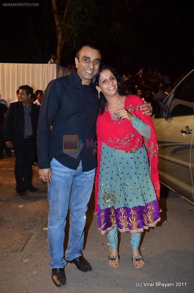 sanjay gadhvi with wife ghena at Boman Irani's son wedding reception on 20th Nov 2011