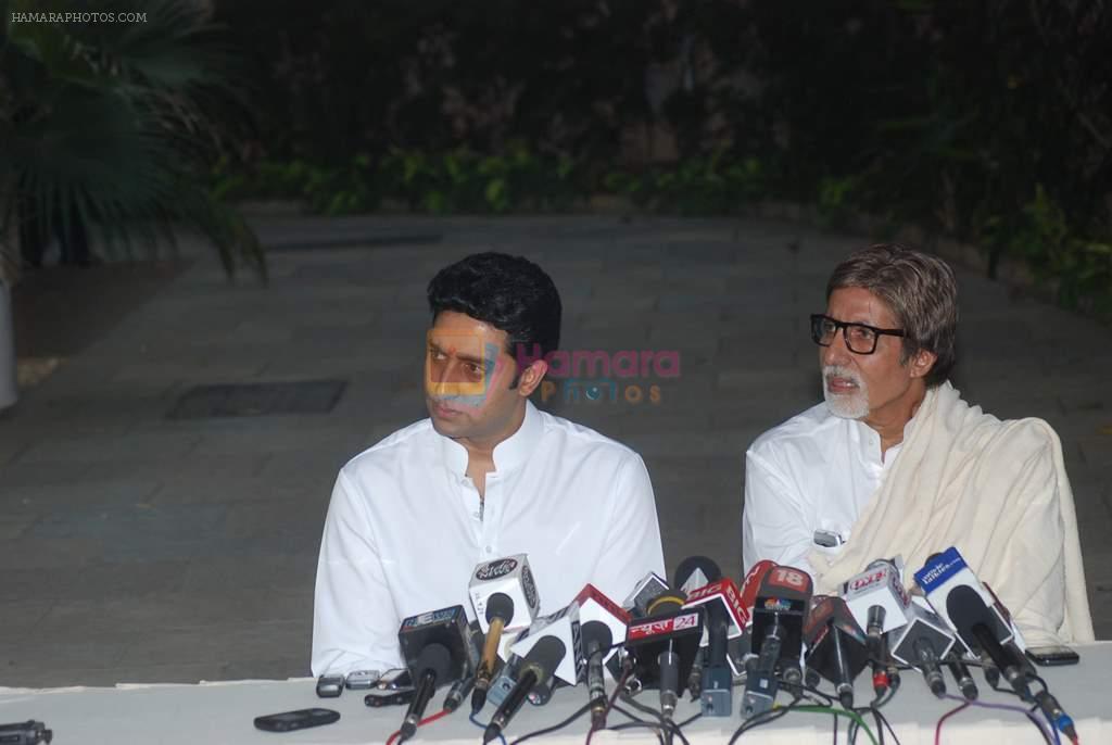Abhishek Bachchan, Amitabh Bachchan press meet at home in Janak, Mumbai on 22nd Nov 2011