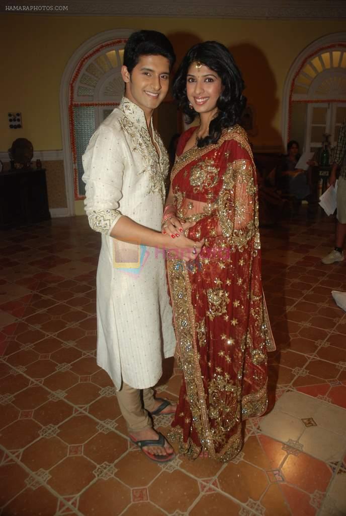 Aishwarya Sakhuja, Ravi Dubey at Sony TV's Saas Bina Sasural on location in Malad on 24th Nov 2011