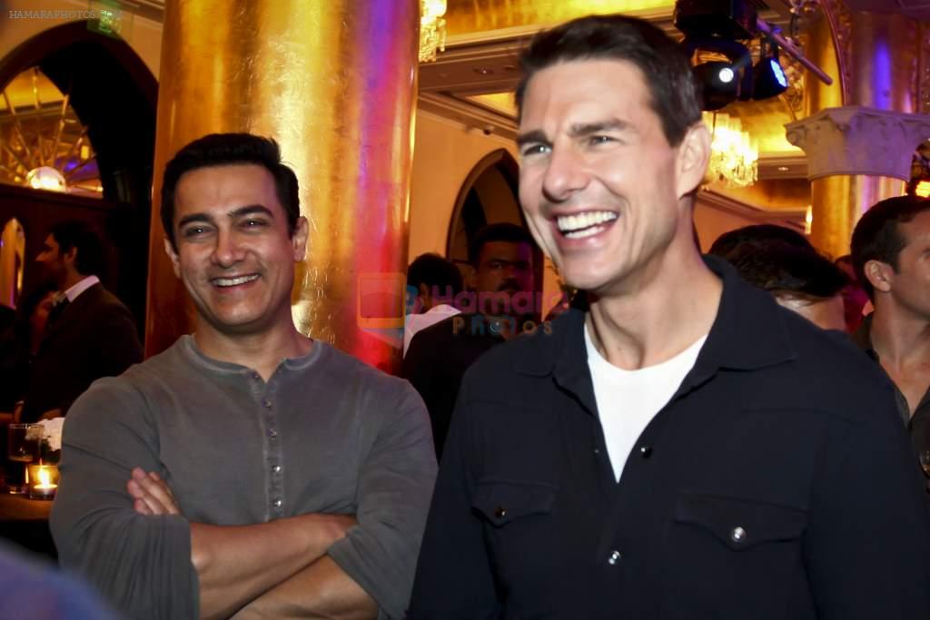 Tom Crusie, Aamir Khan at Tom Cruise Mumbai Welcome party in Taj Hotel on 3rd Dec 2011