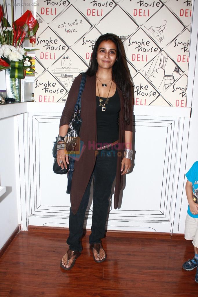 Sheena Sippy at Smoke House Deli event in Phoenix Mills, Mumbai on 5th Dec 2011