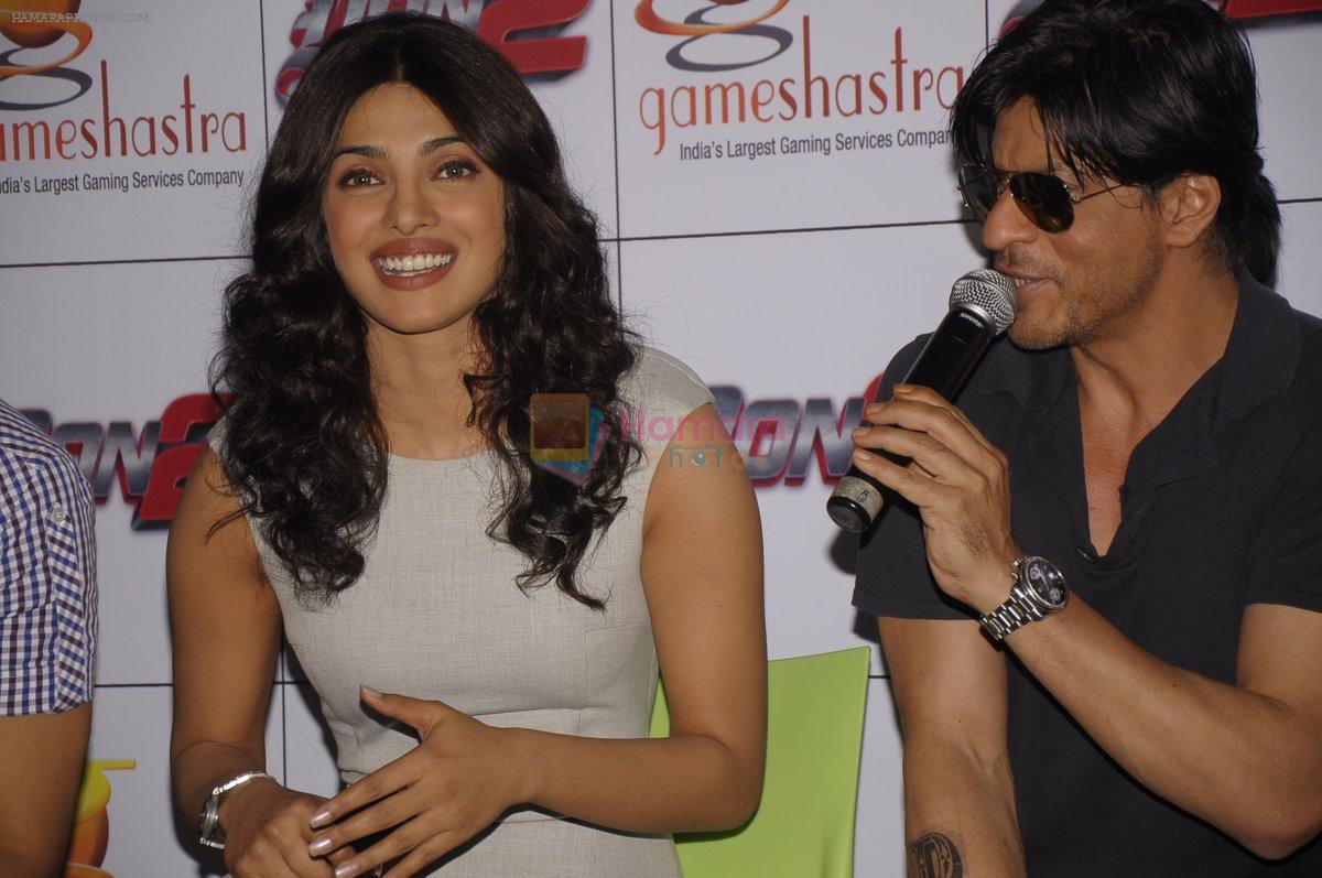 Priyanka Chopra, Shahrukh Khan at Don 2 Game Launch in Mumbai on 17th Dec 2011