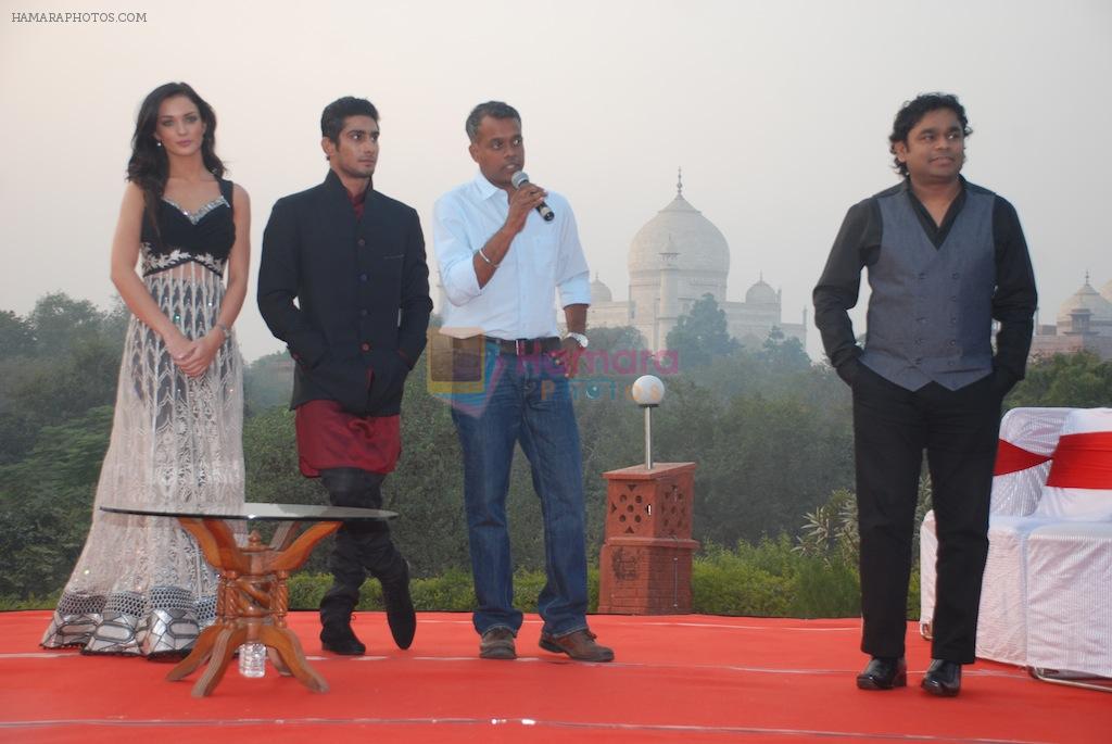 A R Rahman, Gautham Menon, Prateik Babbar, Amy Jackson at the Music Launch of Ek Deewana Tha in Taj Mahal, Agra, Delhi on 21st Dec 2011