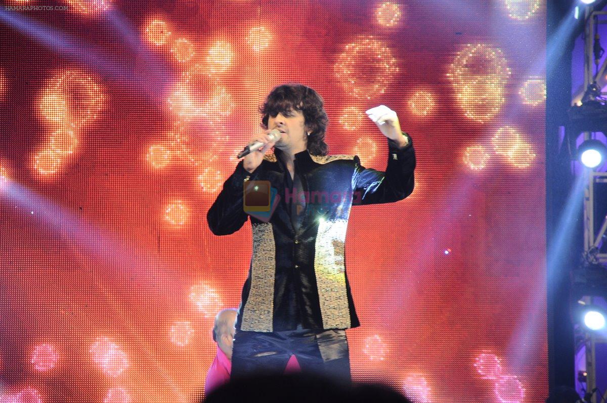 Sonu Nigam at Aamby Valley New Years Party on 31st Dec 2011