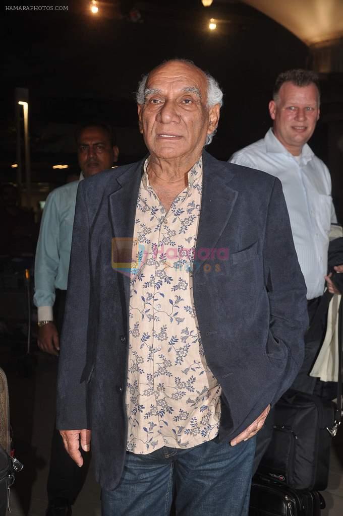 Yash Chopra returns from their vacation on 2nd Jan 2012