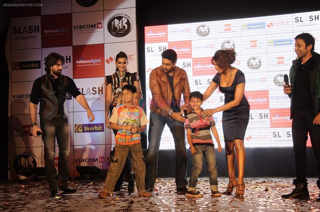 Abhishek Bachchan, Bipasha Basu, Sonam Kapoor, Neil Mukesh promote the film PLayers in Inorbit Mall on 5th Jan 2012