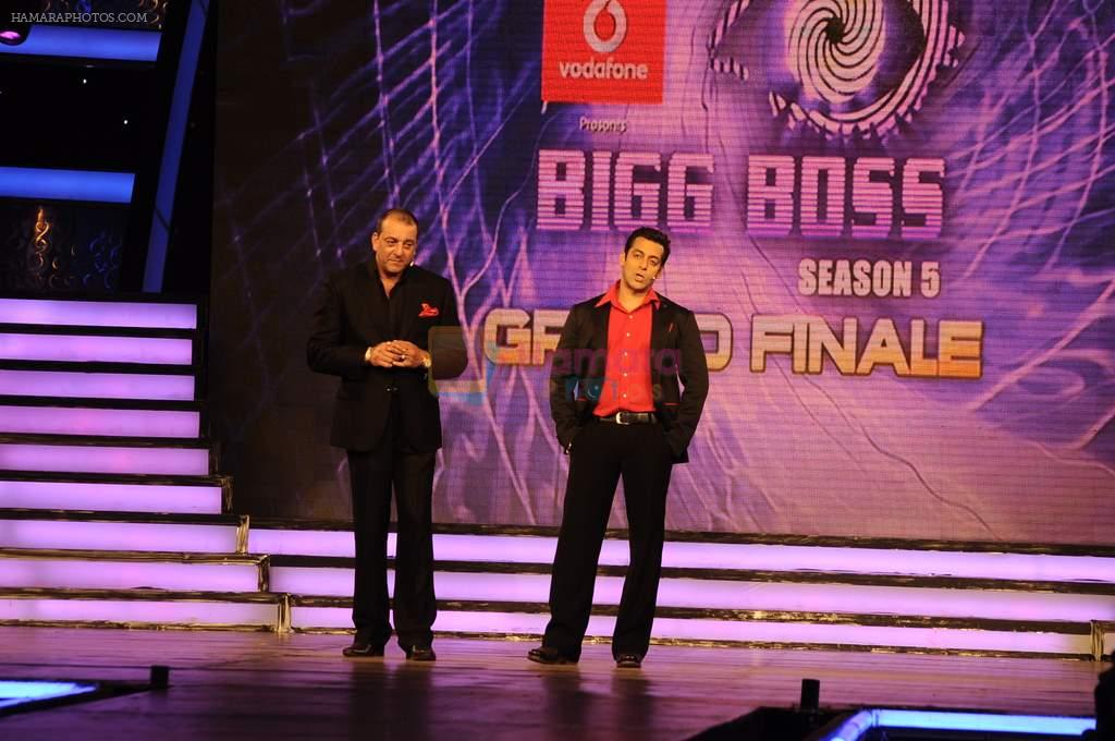 Salman Khan at Bigg Boss Season 5 grand finale on 7th Jan 2012