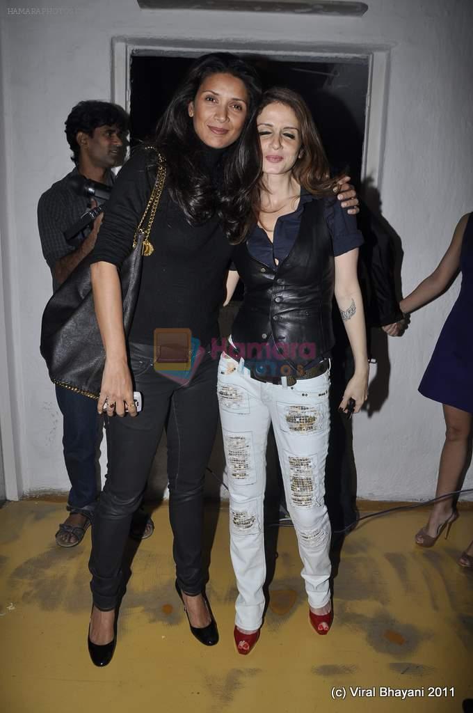 Mehr Rampal, Suzanne Roshan at the Launch of Dabboo Ratnani's Calendar 2012 in Mumbai on 9th Jan 2012