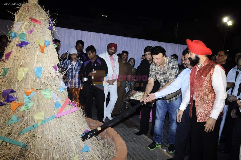 Anu Malik at Kiran Bawa's Lohri festival in The Club on 11th Jan 2012