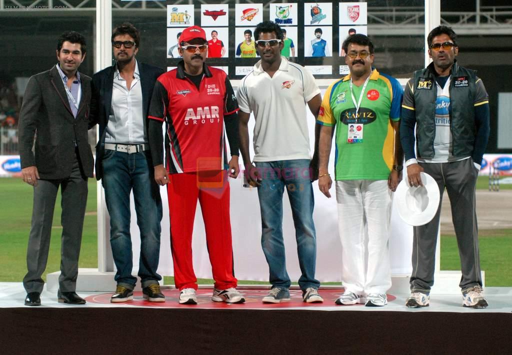 Sunil Shetty at the Opening ceremony of CCL 2 in Sharjah on 13th Jan 2012