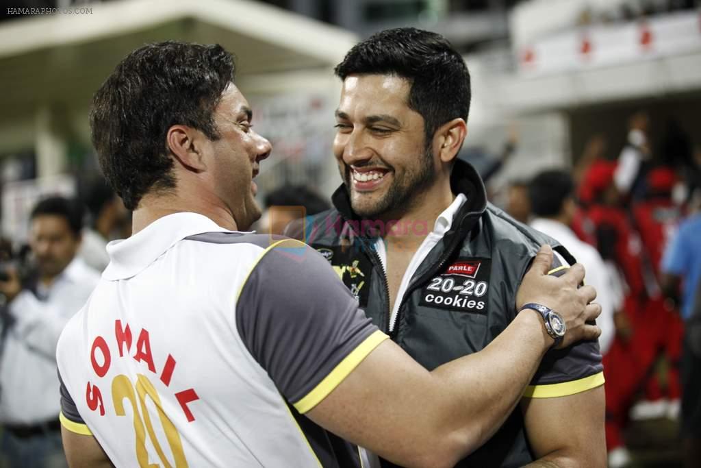 Aftab Shivdasani at the Opening ceremony of CCL 2 in Sharjah on 13th Jan 2012