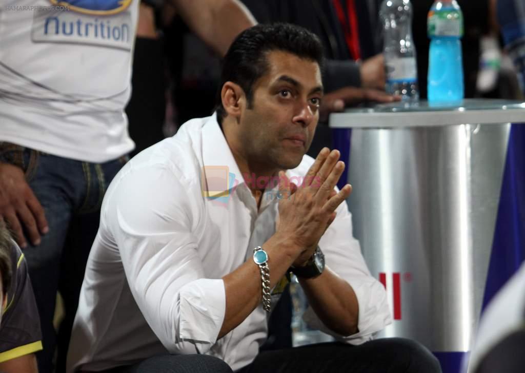 Salman Khan at the Opening ceremony of CCL 2 in Sharjah on 13th Jan 2012