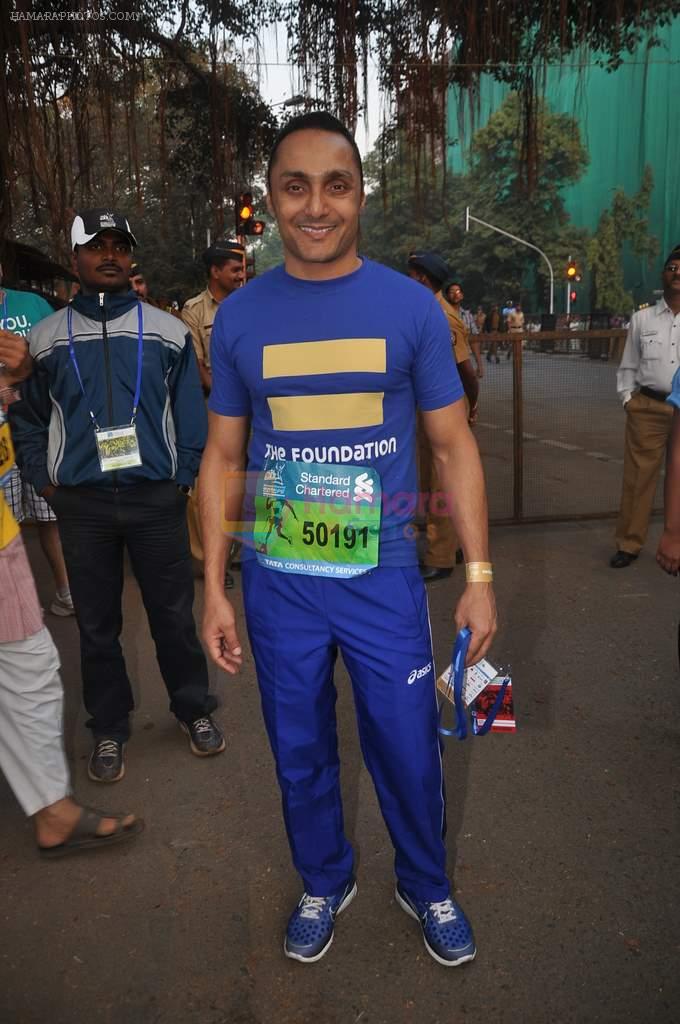 Rahul Bose at Standard Chartered Mumbai Marathon in Mumbai on 14th Jan 2012