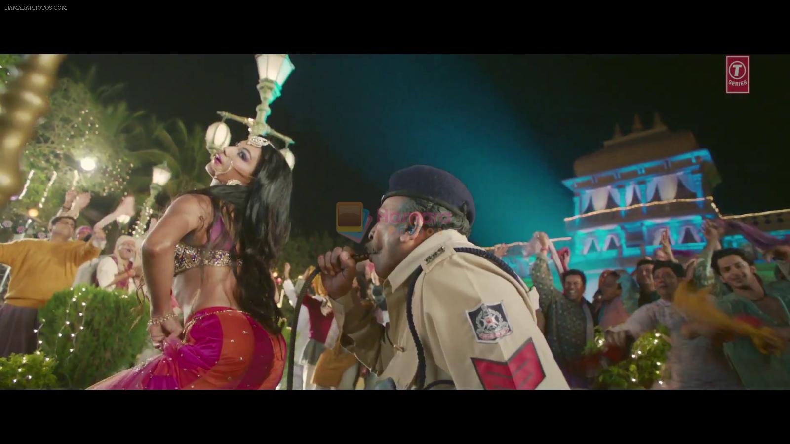 Veena Malik item Song Channo