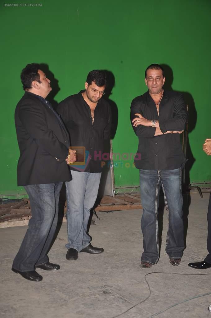 Sanjay Dutt, Rishi Kapoor, Karan Malhotra at Agneepath success party in Yashraj on 27th Jan 2012