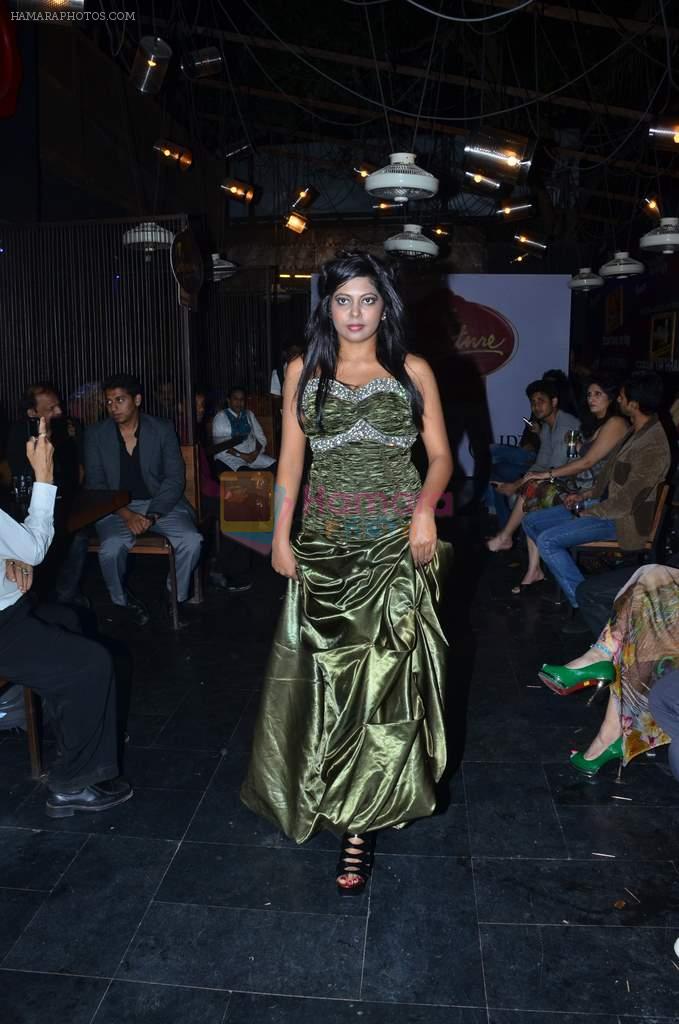at Designer Aarti Vijay Gupta showcases collection in Rude Lounge on 30th Jan 2012
